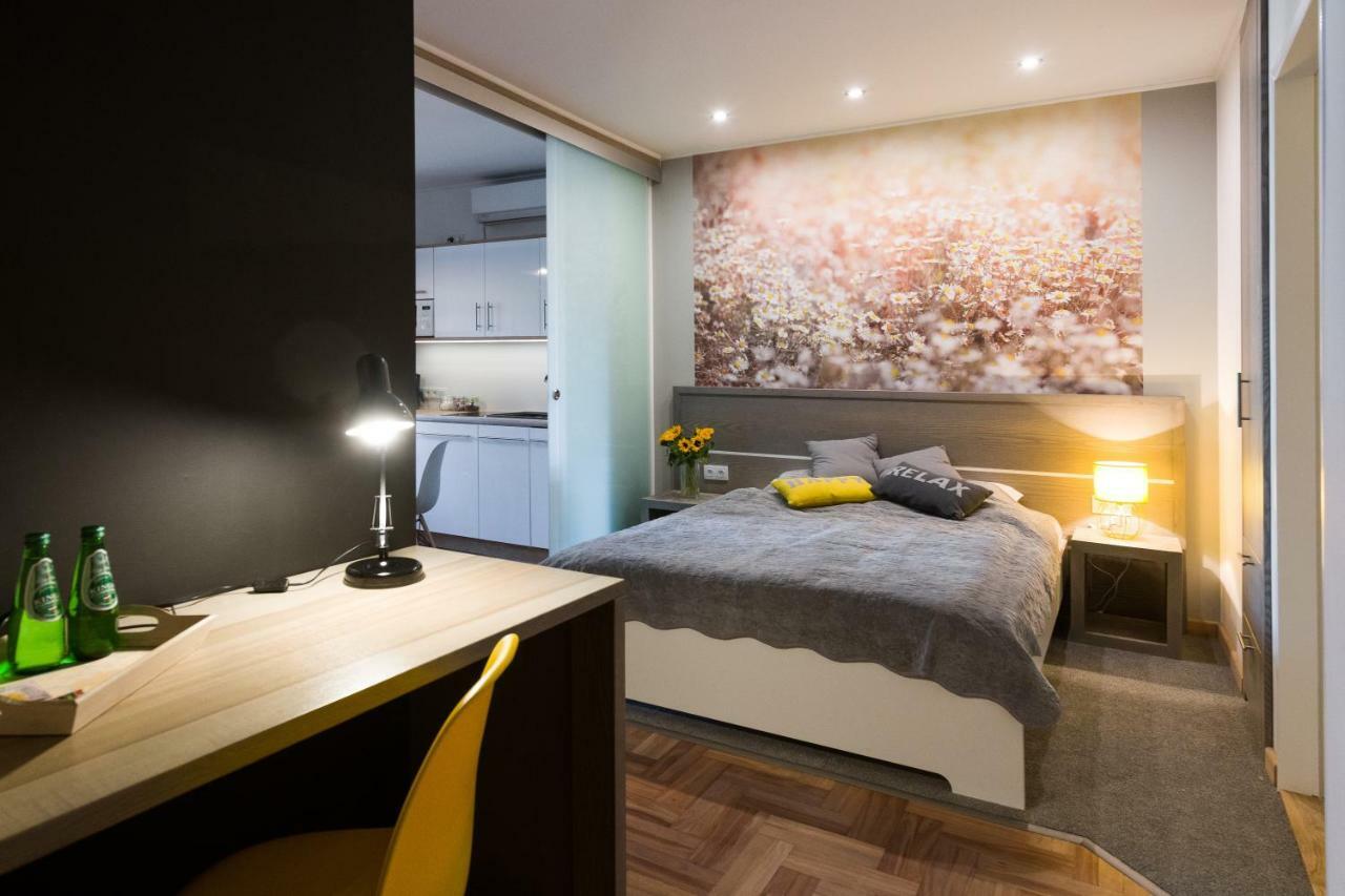 Sunflower Apartment 克拉科夫 外观 照片